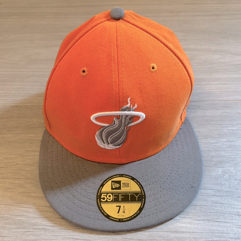 NEW New Era NBA Miami Heat Fitted Hat
